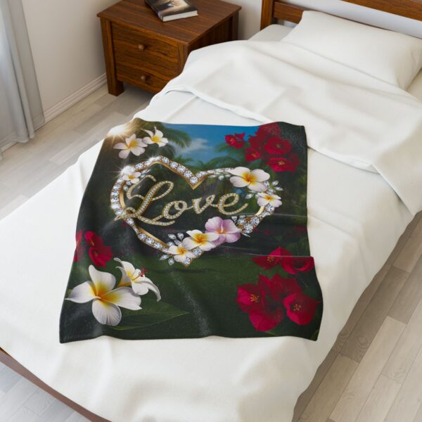 Our Beautiful "LOVE" Inspirational 'Diamond Ring Heart' Design Velveteen Plush Throw Blanket, Cozy Gift for Anniversary, Home Decor Bedding - Image 11