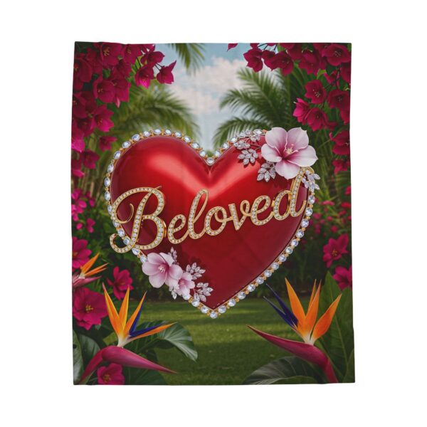 Our Beautiful "Beloved" Inspirational 'Solid RED Heart' Design Velveteen Plush Throw Blanket, Cozy Gift for Anniversary, Home Decor Bedding - Image 5