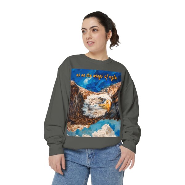 Our "as on the wings of eagles" Sweatshirt with a majestic eagle in flight. Vintage Christian Faith Apparel, Thoughtful Quote from Isaiah 40:31! Unisex Jumper, Pullover - Image 10