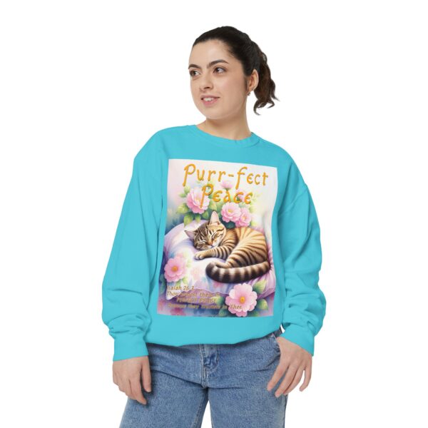 Sweatshirt Unisex with "Purr-fect Peace" with a cat in blissful sleep and the verse Isaiah 26:3!  Christian Apparel, Faith-Based Comfort, Jumper, Gift for Believers - Image 16