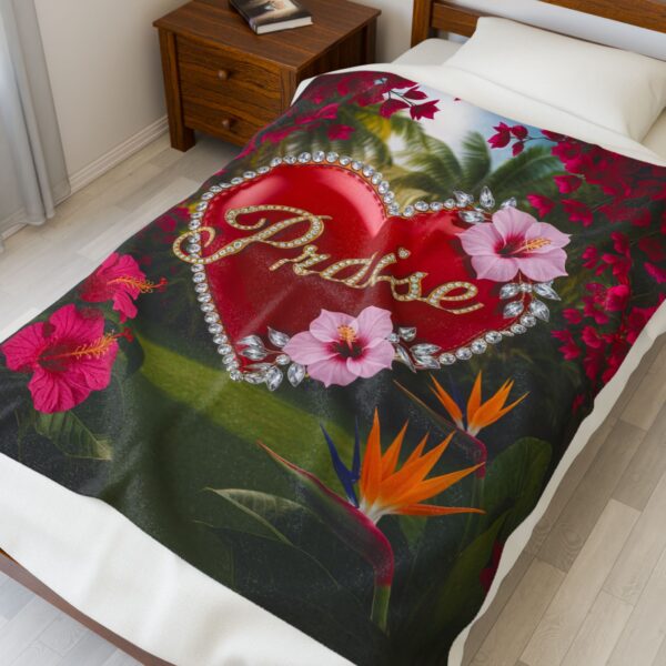 Our "Praise" 'Solid Red Heart' Inspirational Velveteen Plush Throw Blanket A Cozy Gift for Anniversary, Wedding Faith Home Decor Bedding - Image 7